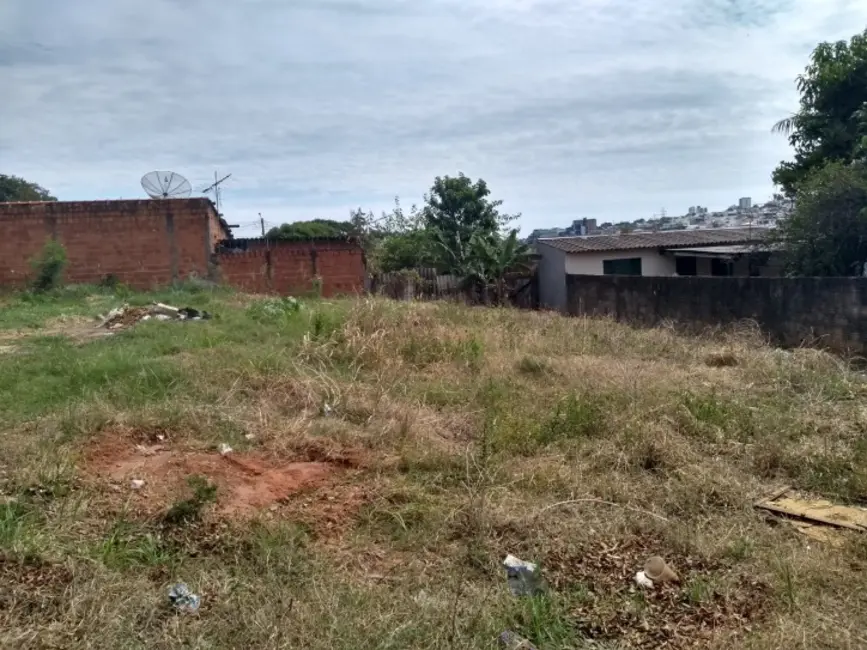 Foto 2 de Terreno / Lote à venda, 300m2 em Parque das Nações, Bauru - SP