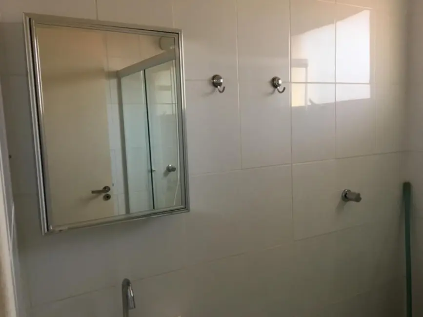 Foto 7 de Apartamento com 2 quartos à venda e para alugar em Jardim Godoy, Bauru - SP