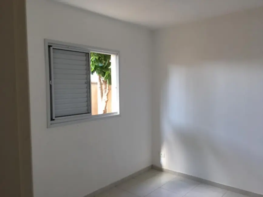 Foto 9 de Apartamento com 2 quartos à venda e para alugar em Jardim Godoy, Bauru - SP