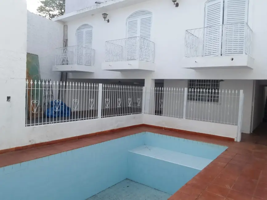 Casa com 4 quartos para alugar em Vila Nova Cidade Universitária, Bauru - SP - imagem 7 Foto 7 de Casa com 4 quartos para alugar em Vila Nova Cidade Universitária, Bauru - SP