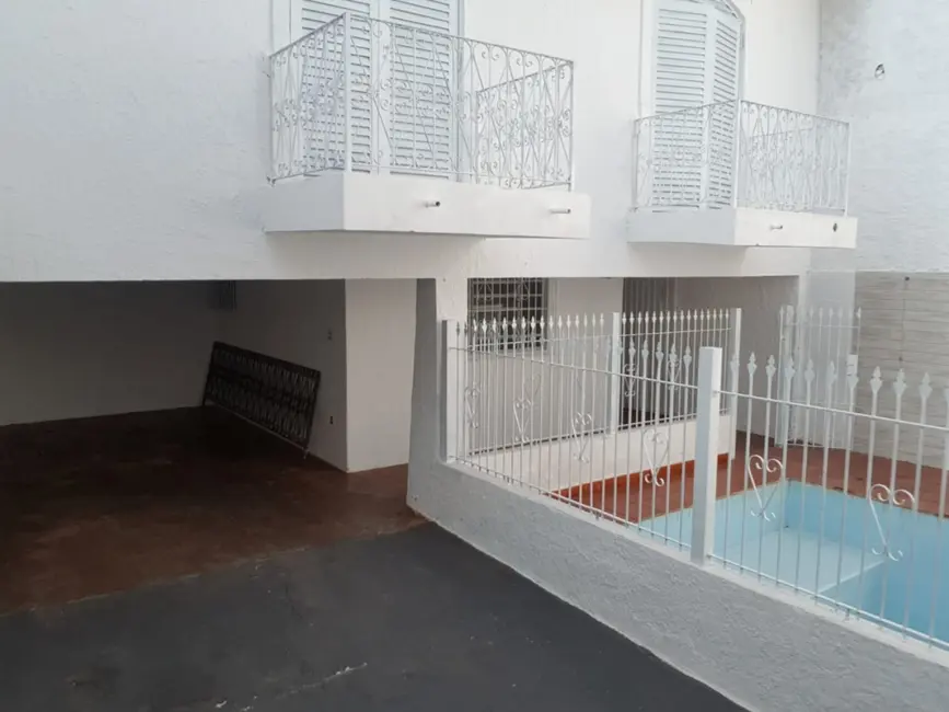 Casa com 4 quartos para alugar em Vila Nova Cidade Universitária, Bauru - SP - imagem 6 Foto 6 de Casa com 4 quartos para alugar em Vila Nova Cidade Universitária, Bauru - SP