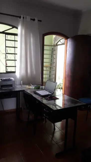 Foto 8 de Casa com 3 quartos à venda, 385m2 em Madureira, Bauru - SP