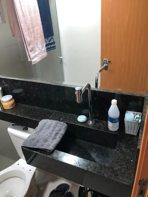 Foto 3 de Apartamento com 2 quartos à venda em Bauru - SP