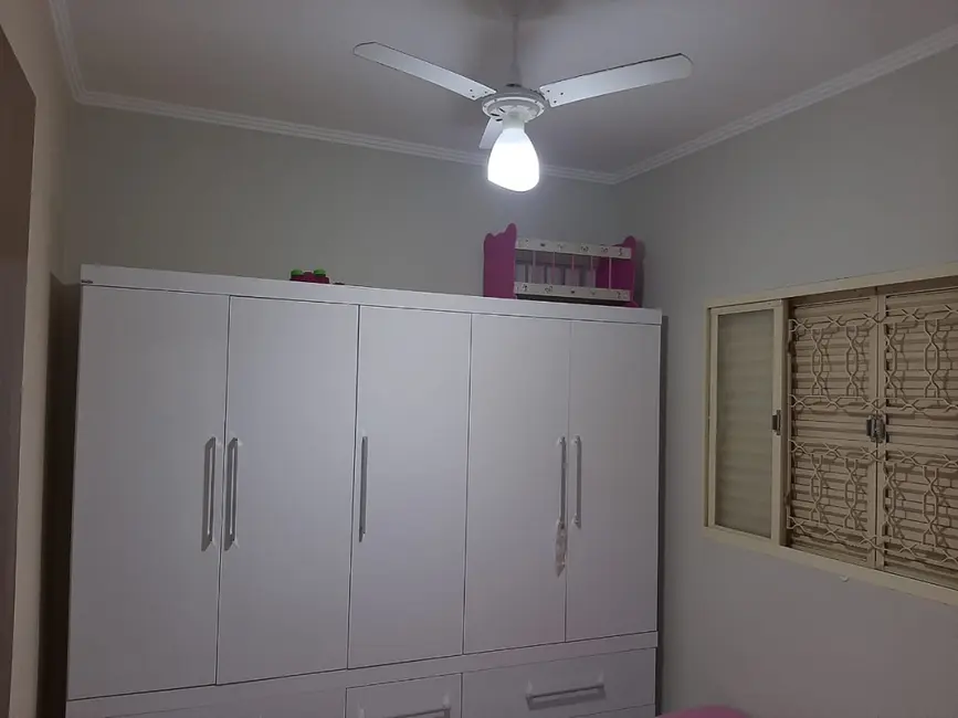 Foto 2 de Casa com 2 quartos à venda, 56m2 em Parque União, Bauru - SP