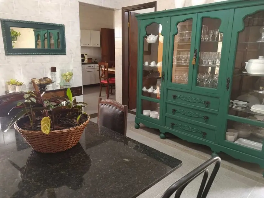 Foto 5 de Casa com 4 quartos à venda, 242m2 em Jardim Estoril, Bauru - SP