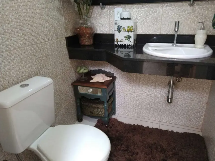 Foto 3 de Casa com 4 quartos à venda, 242m2 em Jardim Estoril, Bauru - SP