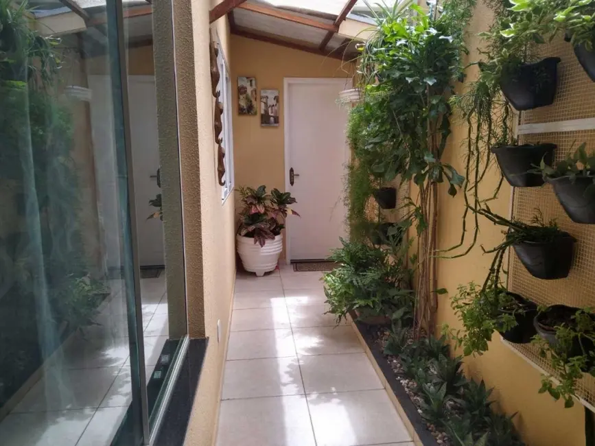 Foto 4 de Casa com 4 quartos à venda, 242m2 em Jardim Estoril, Bauru - SP