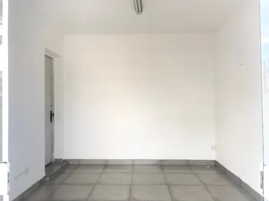 Sobrado com 3 quartos à venda, 119m2 em Fanny, Curitiba - PR - imagem 3 Foto 3 de Sobrado com 3 quartos à venda, 119m2 em Fanny, Curitiba - PR