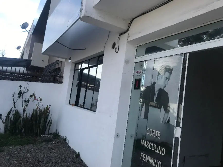 Sobrado com 3 quartos à venda, 119m2 em Fanny, Curitiba - PR - imagem 4 Foto 4 de Sobrado com 3 quartos à venda, 119m2 em Fanny, Curitiba - PR