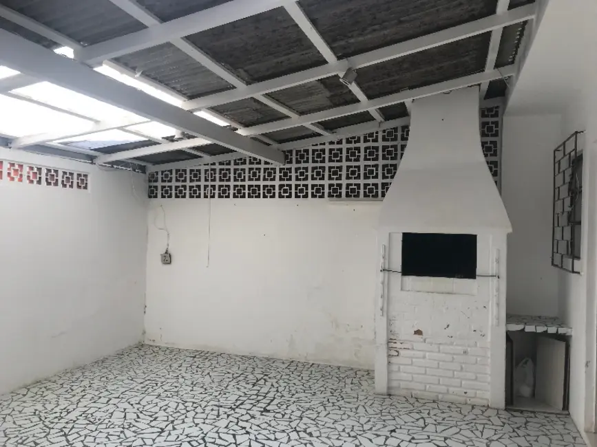 Sobrado com 3 quartos à venda, 119m2 em Fanny, Curitiba - PR - imagem 8 Foto 8 de Sobrado com 3 quartos à venda, 119m2 em Fanny, Curitiba - PR