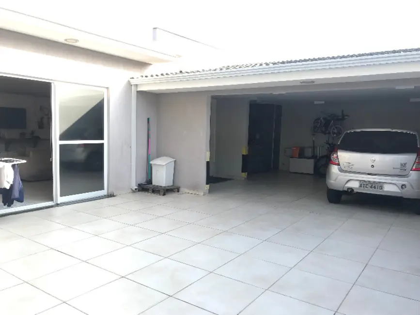 Foto 4 de Casa com 5 quartos à venda, 315m2 em Fanny, Curitiba - PR