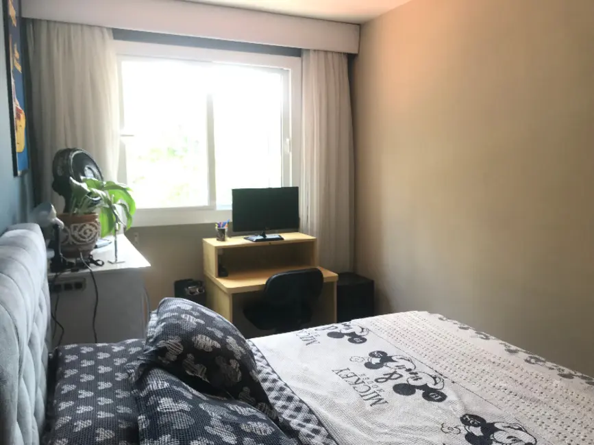 Foto 3 de Apartamento com 2 quartos à venda, 58m2 em Água Verde, Curitiba - PR
