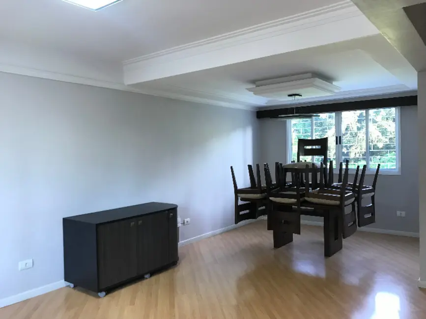 Foto 7 de Sobrado com 3 quartos à venda, 180m2 em Novo Mundo, Curitiba - PR