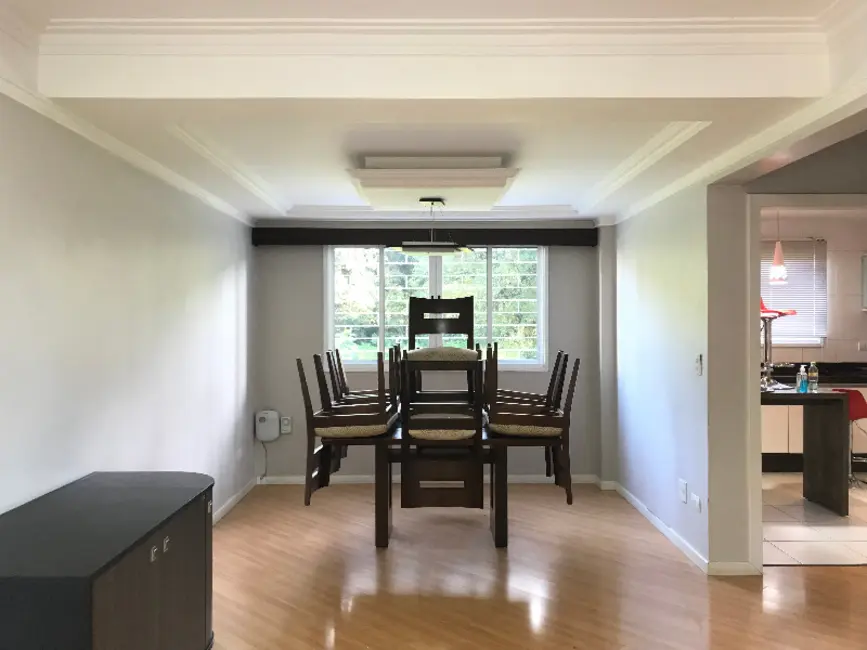 Foto 6 de Sobrado com 3 quartos à venda, 180m2 em Novo Mundo, Curitiba - PR