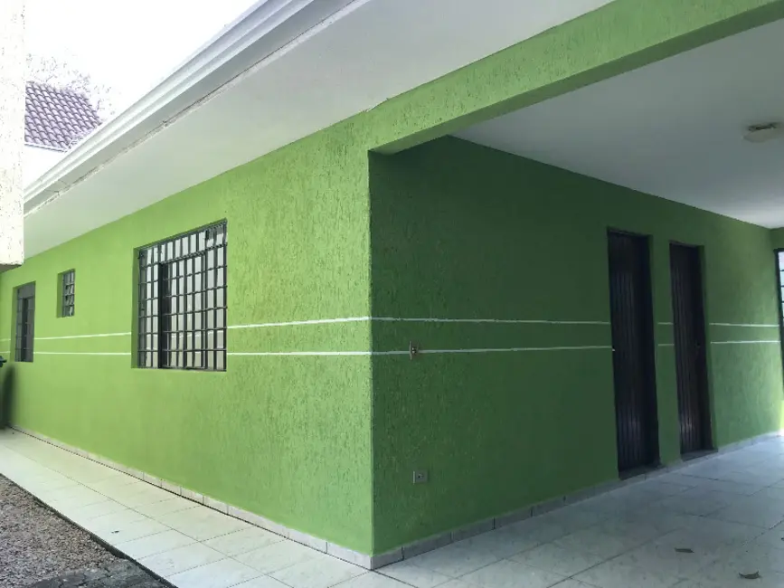 Casa com 3 quartos para alugar, 100m2 em Guaíra, Curitiba - PR - imagem 1 Foto 1 de Casa com 3 quartos para alugar, 100m2 em Guaíra, Curitiba - PR