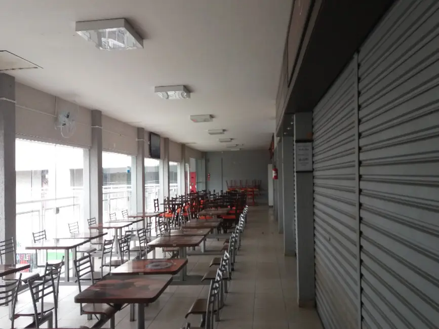 Foto 7 de Loja para alugar, 31m2 em Novo Mundo, Curitiba - PR