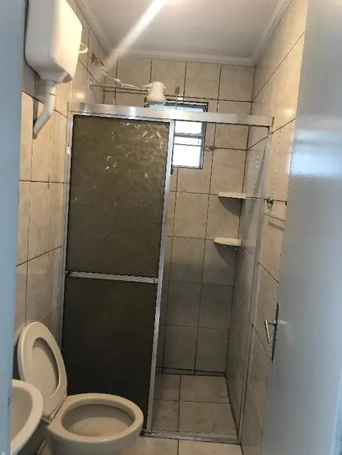 Apartamento com 2 quartos para alugar, 60m2 em Lindóia, Curitiba - PR - imagem 7 Foto 7 de Apartamento com 2 quartos para alugar, 60m2 em Lindóia, Curitiba - PR