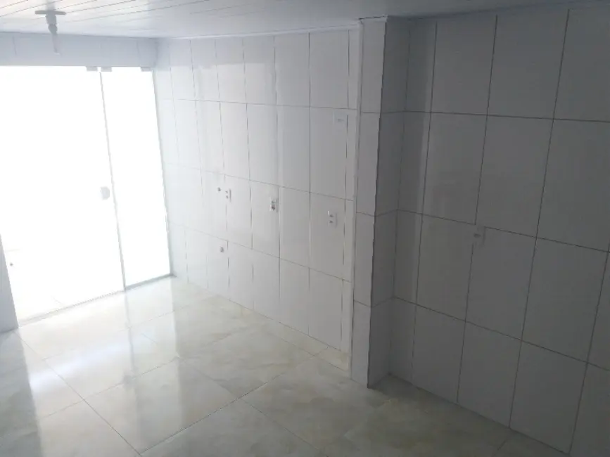 Foto 7 de Casa com 1 quarto para alugar, 70m2 em Novo Mundo, Curitiba - PR