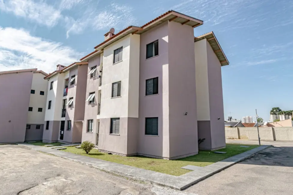 Foto 1 de Apartamento com 2 quartos à venda, 53m2 em Novo Mundo, Curitiba - PR