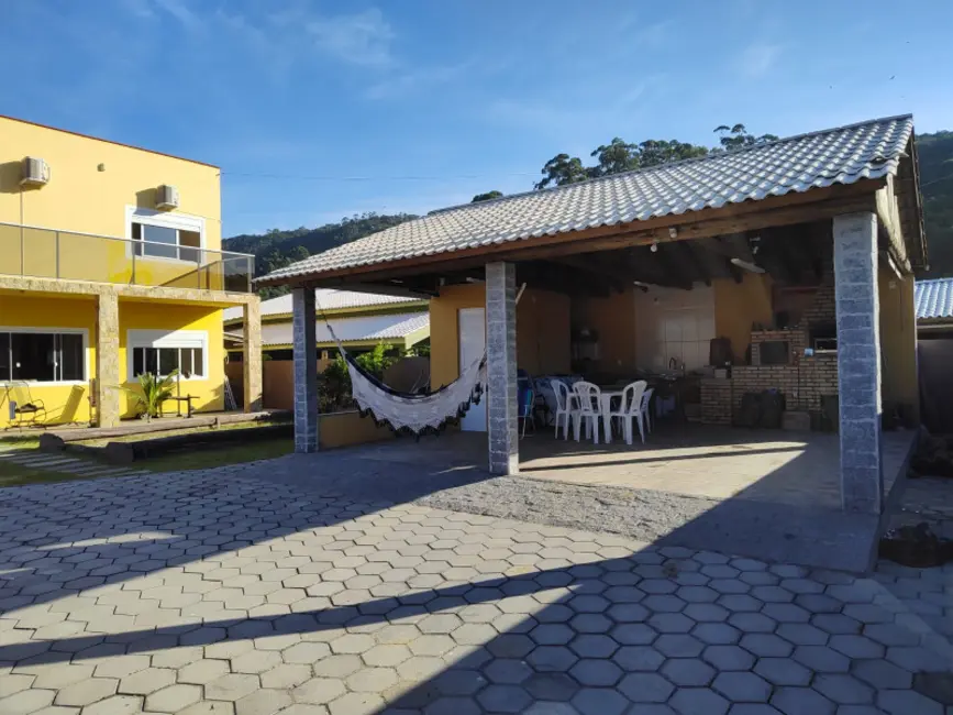 Foto 9 de Casa com 4 quartos à venda, 220m2 em Laguna - SC