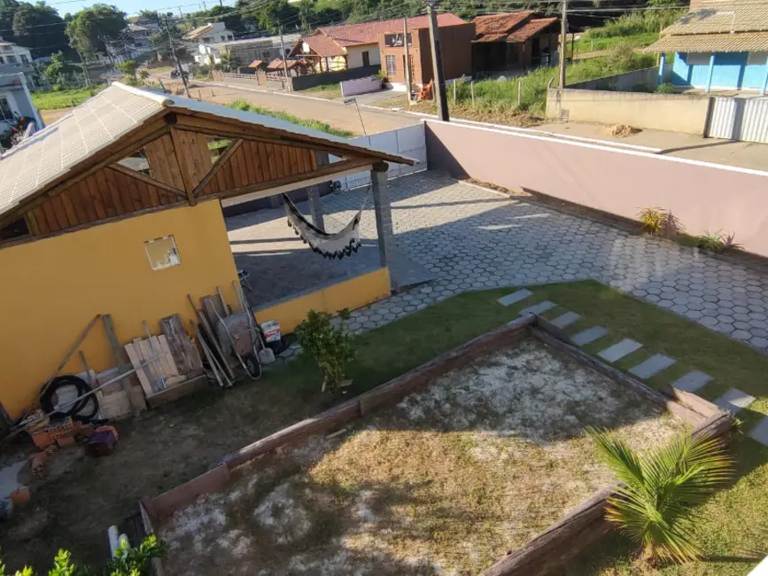 Foto 2 de Casa com 4 quartos à venda, 220m2 em Laguna - SC