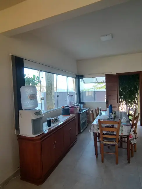 Foto 5 de Casa com 4 quartos à venda, 220m2 em Laguna - SC