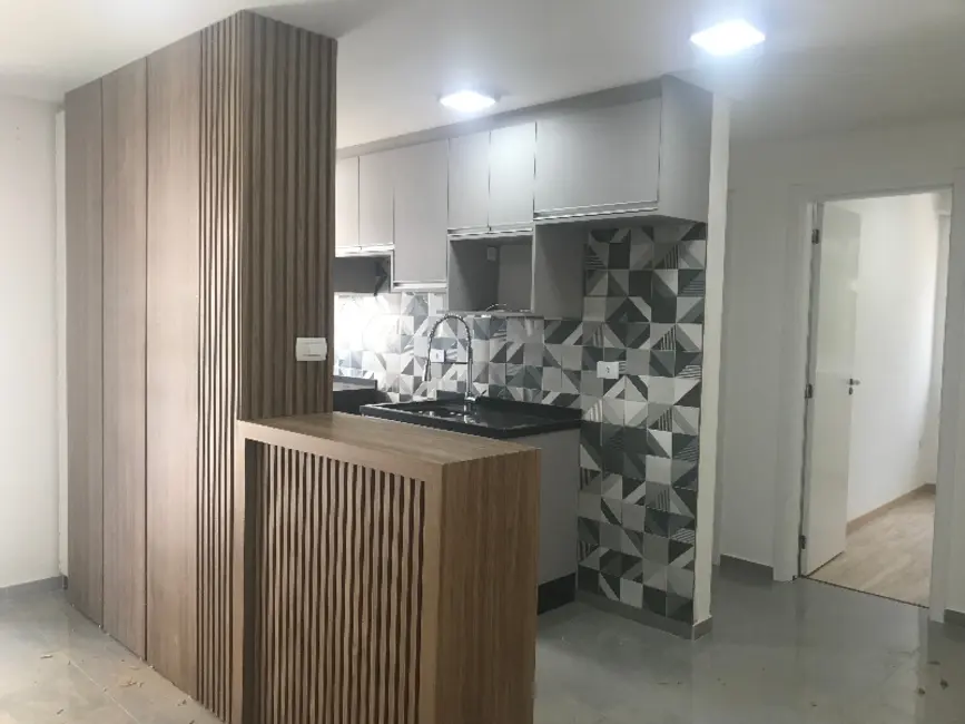 Apartamento com 2 quartos para alugar, 49m2 em Água Verde, Curitiba - PR - imagem 5 Foto 5 de Apartamento com 2 quartos para alugar, 49m2 em Água Verde, Curitiba - PR
