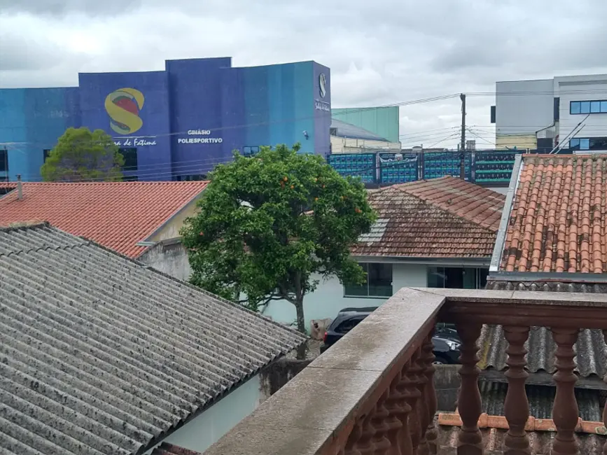 Sobrado com 9 quartos à venda, 247m2 em Xaxim, Curitiba - PR - imagem 9 Foto 9 de Sobrado com 9 quartos à venda, 247m2 em Xaxim, Curitiba - PR