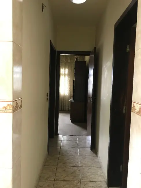 Sobrado com 9 quartos à venda, 247m2 em Xaxim, Curitiba - PR - imagem 5 Foto 5 de Sobrado com 9 quartos à venda, 247m2 em Xaxim, Curitiba - PR