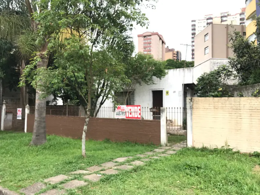 Terreno / Lote à venda, 303m2 em Água Verde, Curitiba - PR - imagem 4 Foto 4 de Terreno / Lote à venda, 303m2 em Água Verde, Curitiba - PR