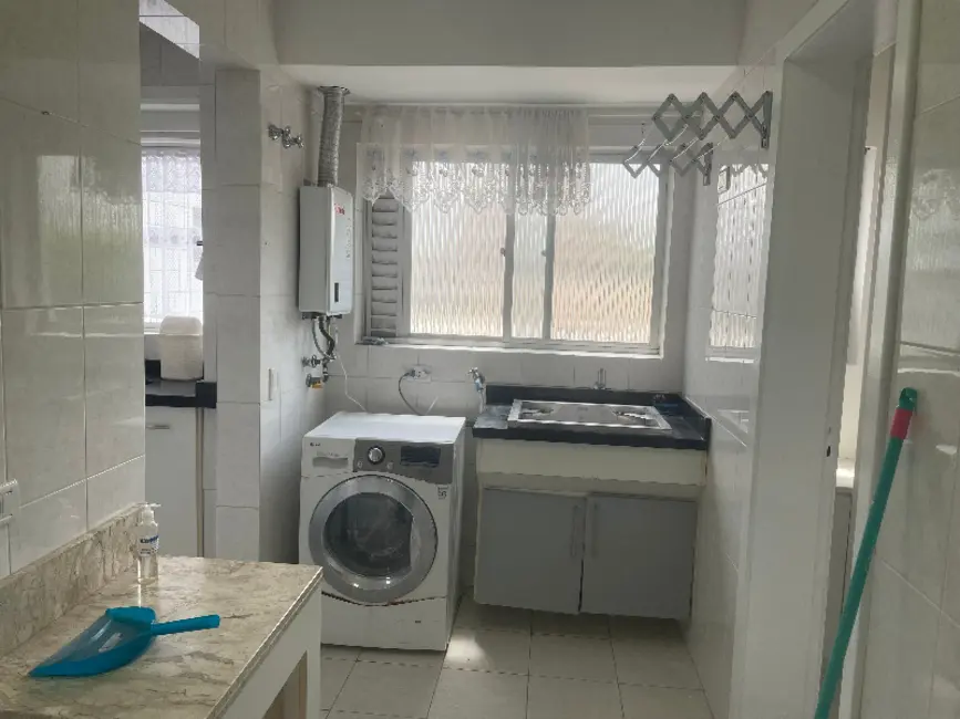 Foto 9 de Apartamento com 3 quartos para alugar, 110m2 em Curitiba - PR