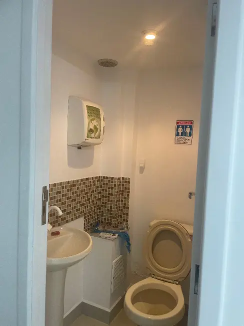 Foto 7 de Loja à venda, 38m2 em Novo Mundo, Curitiba - PR