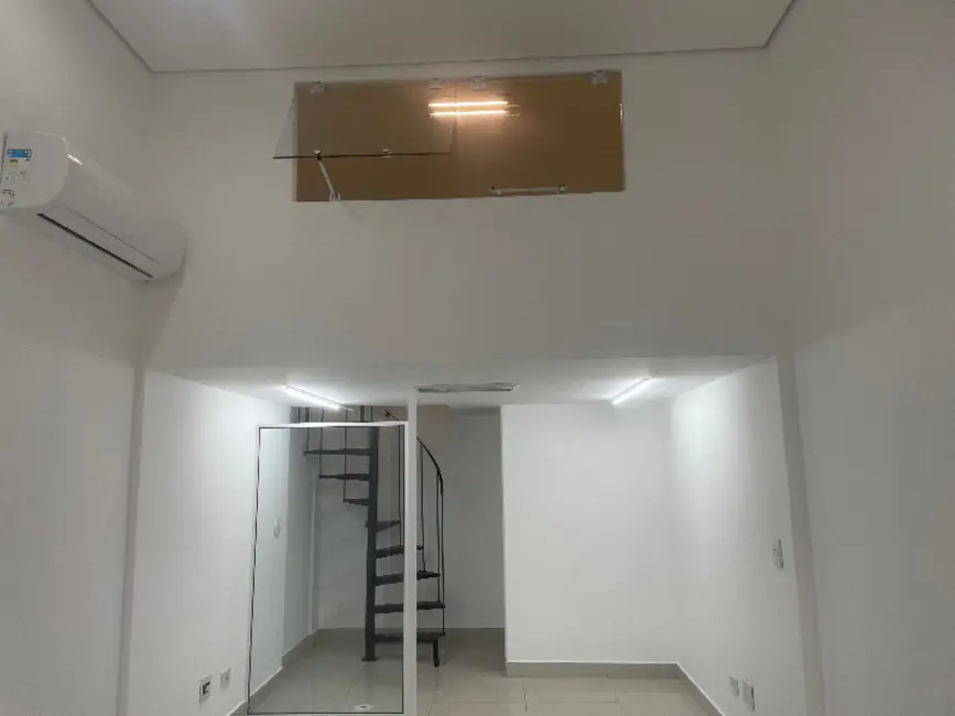 Foto 4 de Loja à venda, 38m2 em Novo Mundo, Curitiba - PR