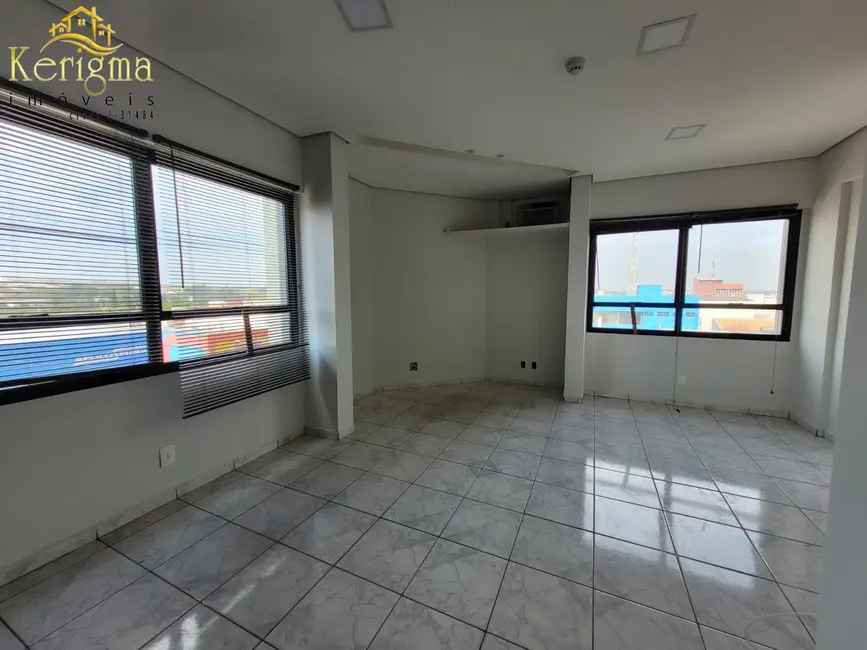 Foto 4 de Sala Comercial para alugar, 48m2 em Centro, Salto - SP