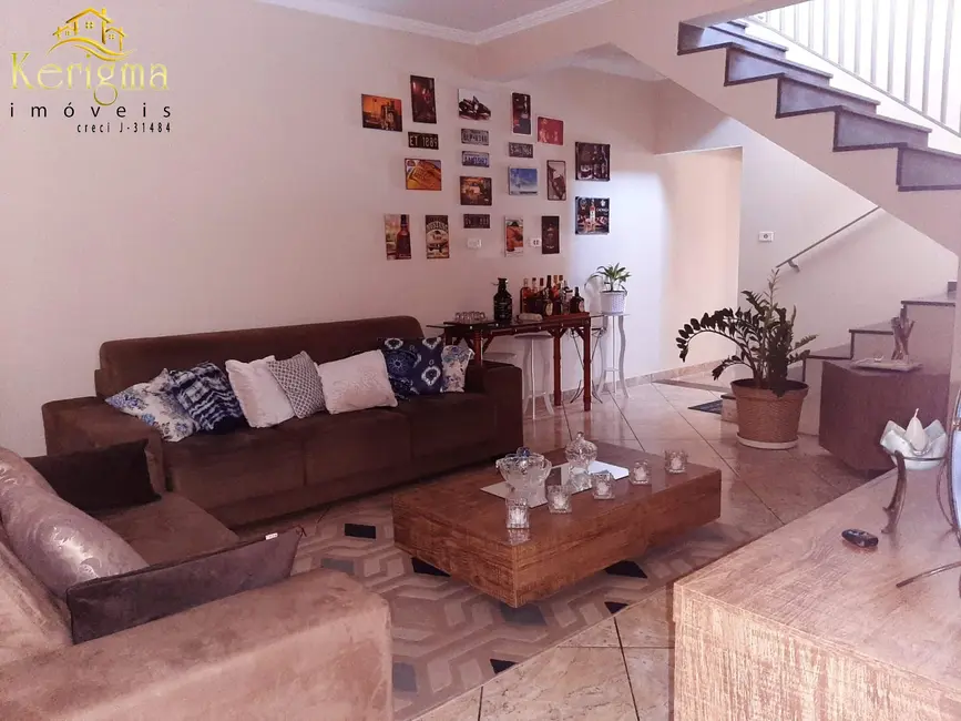 Foto 1 de Casa com 3 quartos à venda, 180m2 em Residencial Porto Seguro, Salto - SP