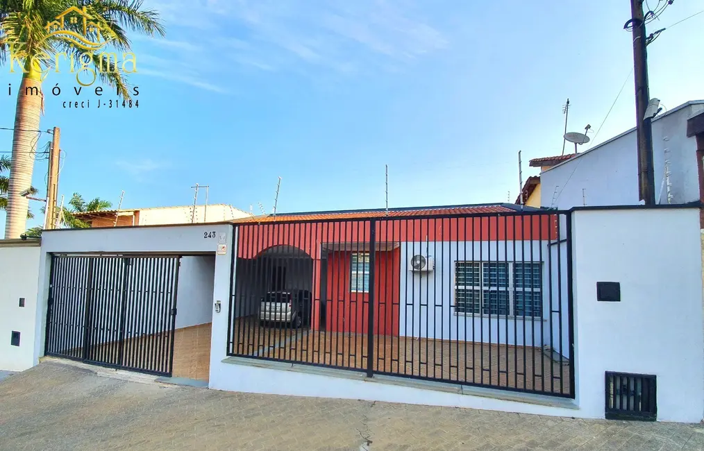 Foto 1 de Casa com 3 quartos à venda, 294m2 em Jardim Celani, Salto - SP