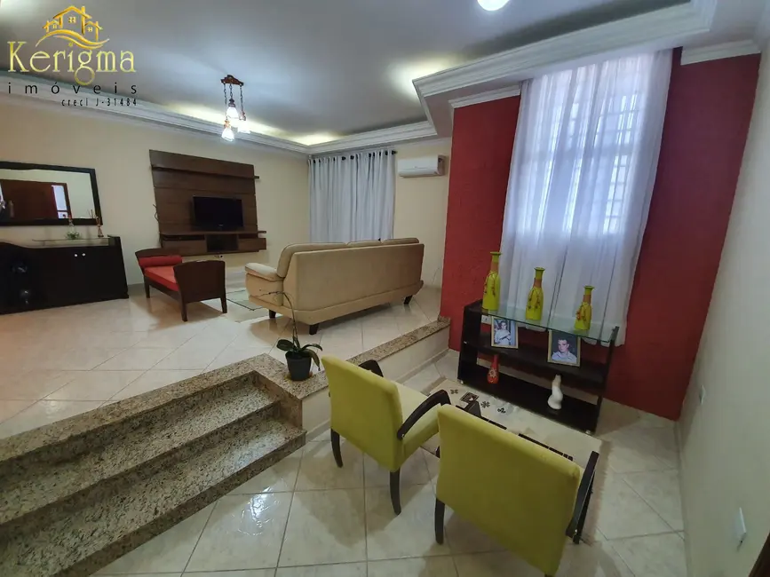 Foto 3 de Casa com 3 quartos à venda, 294m2 em Jardim Celani, Salto - SP