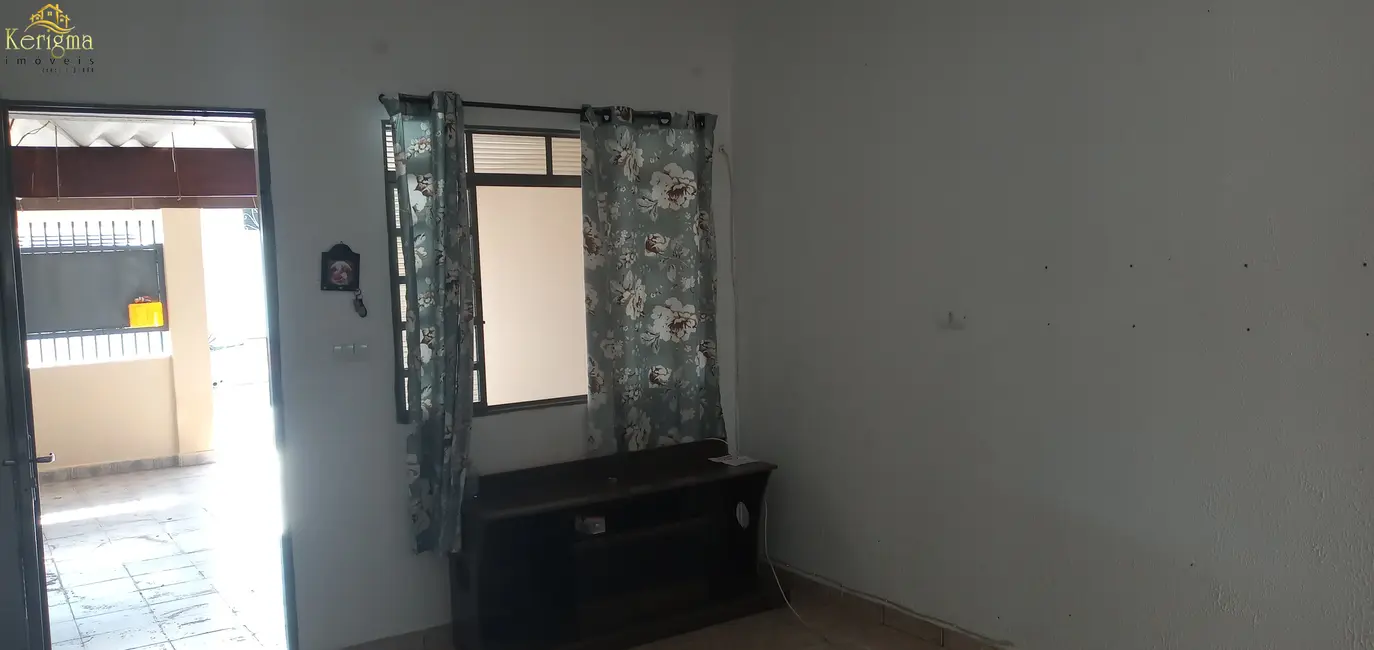 Foto 8 de Casa com 2 quartos à venda, 121m2 em Salto - SP