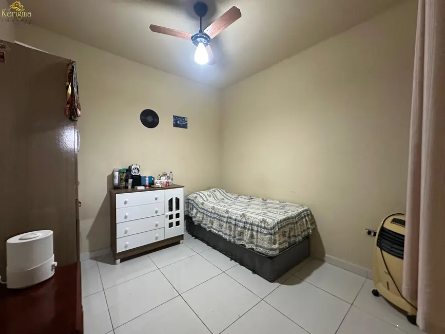 Foto 9 de Casa com 5 quartos à venda, 212m2 em Salto - SP