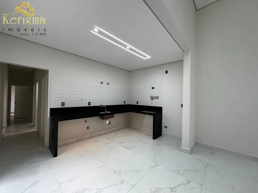 Casa de Condomínio com 3 quartos à venda, 139m2 em Indaiatuba - SP - imagem 3 Foto 3 de Casa de Condomínio com 3 quartos à venda, 139m2 em Indaiatuba - SP