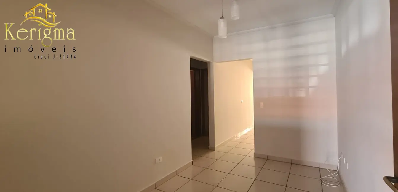 Foto 2 de Casa com 2 quartos à venda, 120m2 em Recanto do Guarau, Salto - SP