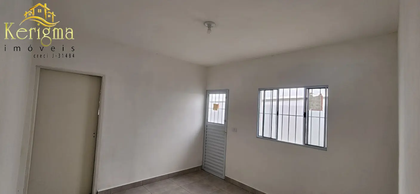 Foto 4 de Casa com 2 quartos à venda, 63m2 em Jardim Marília, Salto - SP