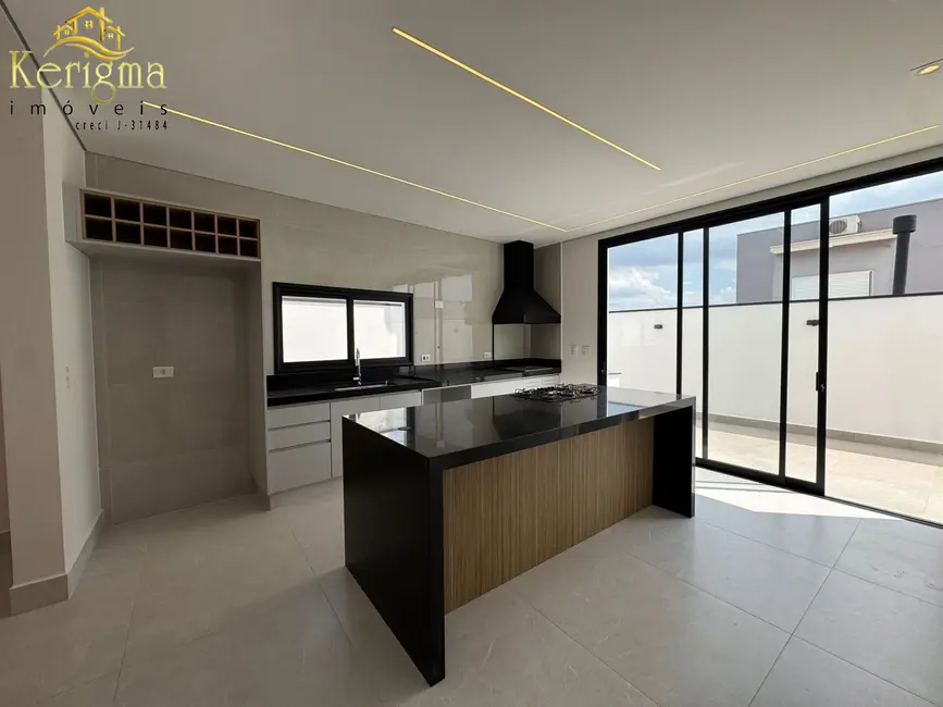 Casa de Condomínio com 3 quartos à venda, 176m2 em Residencial Central Parque, Salto - SP - imagem 3 Foto 3 de Casa de Condomínio com 3 quartos à venda, 176m2 em Residencial Central Parque, Salto - SP