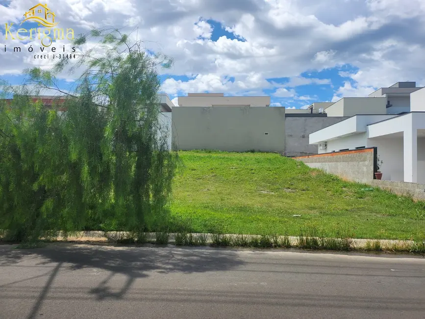 Foto 1 de Terreno / Lote à venda, 310m2 em Salto - SP