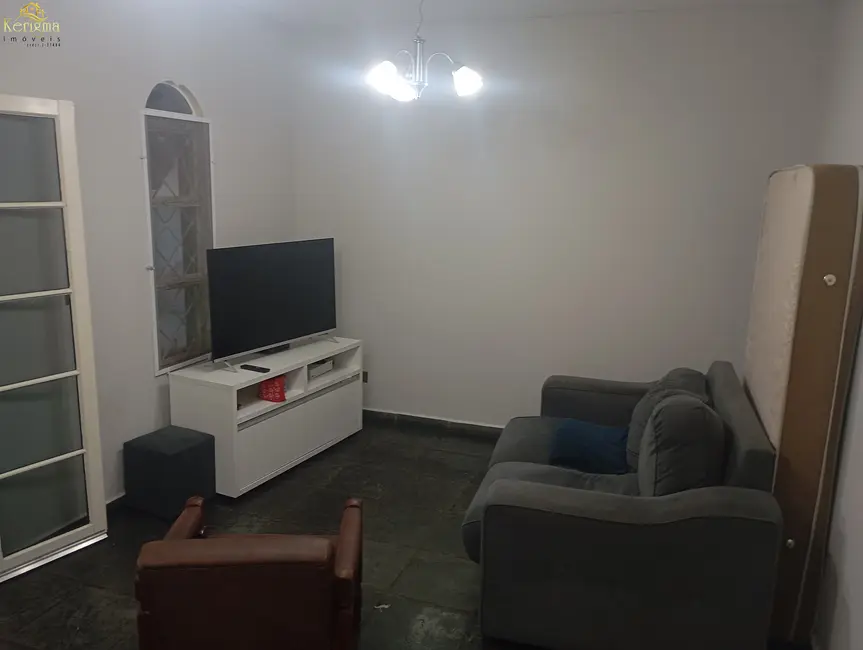 Casa com 2 quartos para alugar, 194m2 em Jardim Santo Inácio, Salto - SP - imagem 8 Foto 8 de Casa com 2 quartos para alugar, 194m2 em Jardim Santo Inácio, Salto - SP