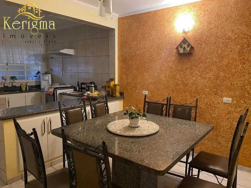 Foto 2 de Casa com 3 quartos à venda, 184m2 em Centro, Salto - SP