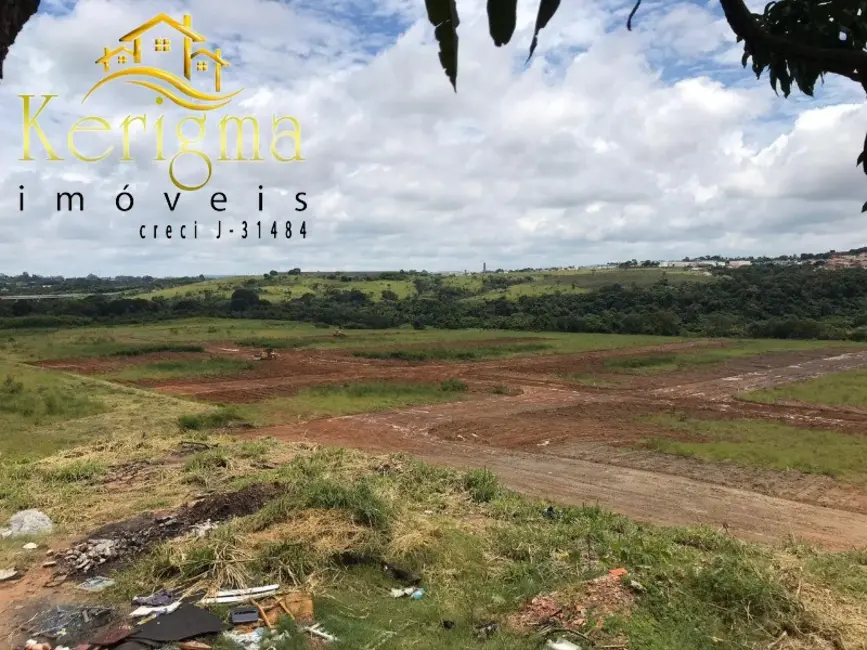 Foto 3 de Terreno / Lote à venda, 176m2 em Salto - SP