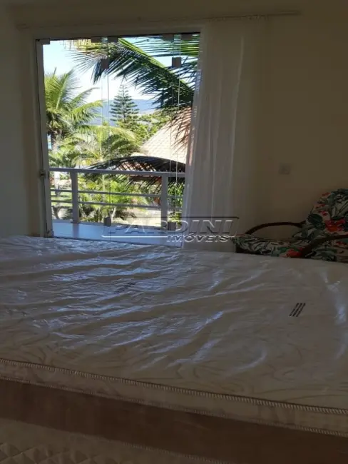 Foto 9 de Casa de Condomínio com 4 quartos à venda, 325m2 em Ubatuba - SP