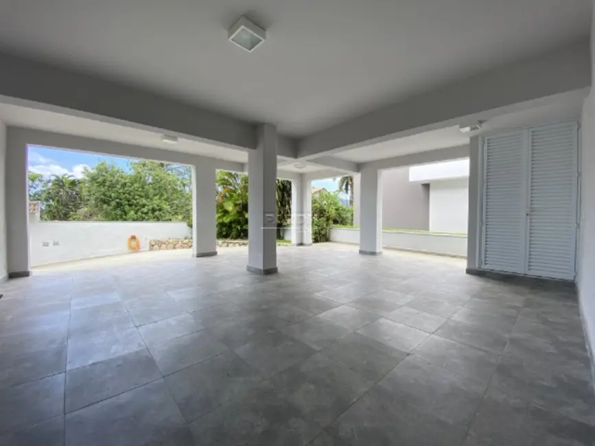 Foto 3 de Casa de Condomínio com 4 quartos à venda, 370m2 em Ubatuba - SP