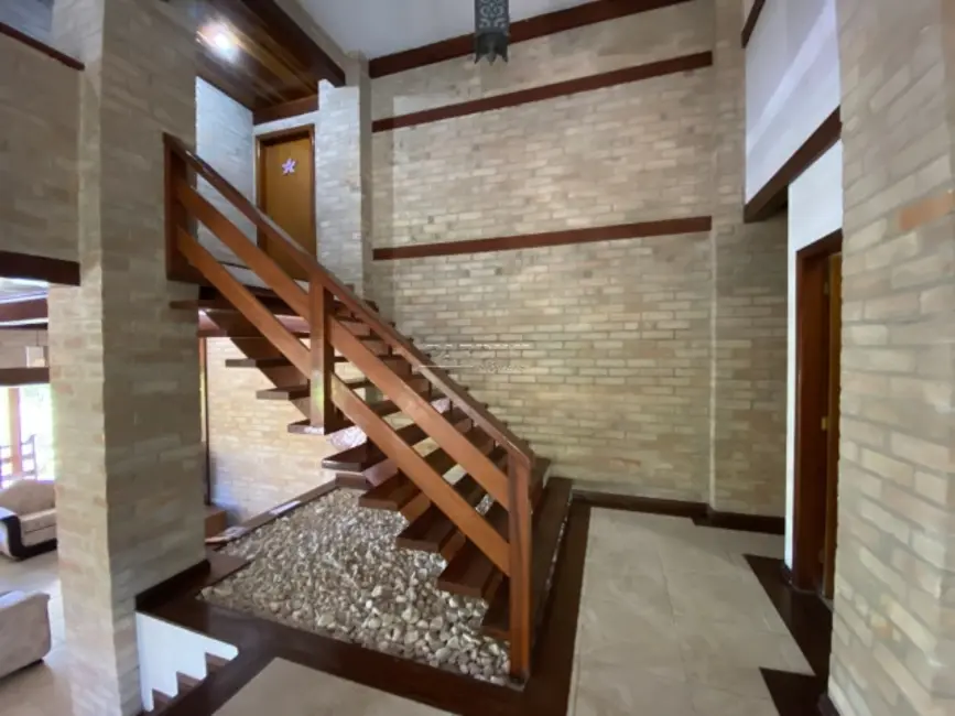 Foto 8 de Casa de Condomínio com 5 quartos à venda, 501m2 em Ubatuba - SP